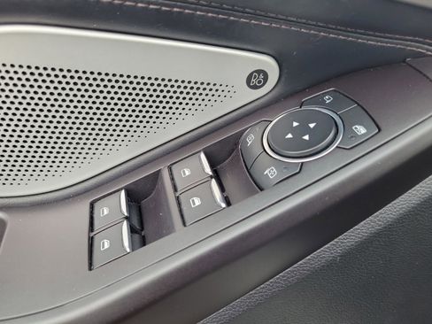 Used 2020 Ford Explorer Platinum w/ Premium Technology Package image 21