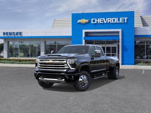 New 2026 Chevrolet Silverado 3500 High Country w/ Technology Package image 8