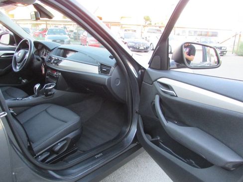 Used 2013 BMW X1 sDrive28i image 22