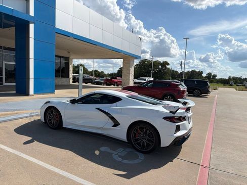 Used 2025 Chevrolet Corvette Stingray Preferred Cpe w/ Stealth Interior Trim Package RWD image 3