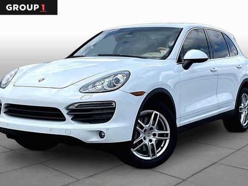 Used 2014 Porsche Cayenne S AWD/4WD image 1