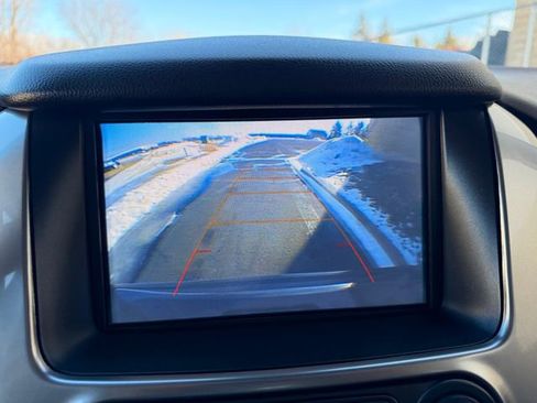 Used 2018 Chevrolet Suburban LT image 11