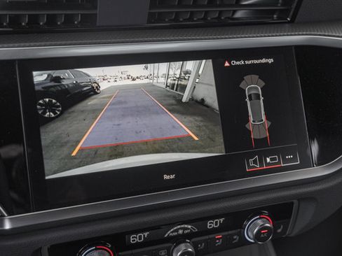 Certified 2025 Audi Q3 2.0T Premium w/ Convenience Package image 14