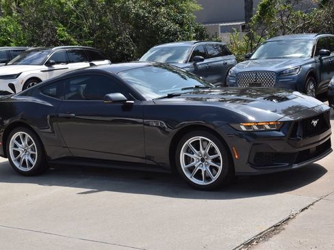 Used 2024 Ford Mustang GT Premium RWD image 5