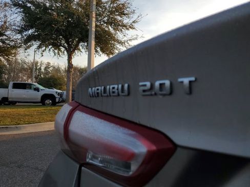 Used 2022 Chevrolet Malibu Premier image 7