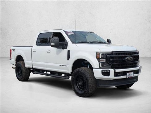 Used 2021 Ford F250 Lariat image 3