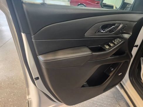 Certified 2023 Chevrolet Traverse Premier w/ LPO, Floor Liner Package AWD/4WD image 35
