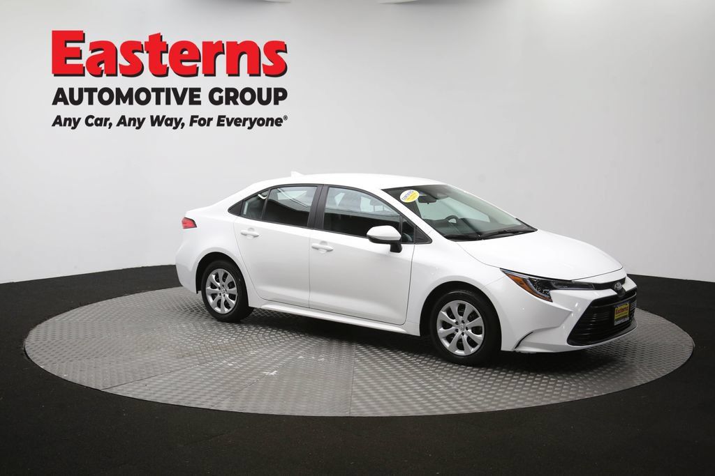 Used 2026 Toyota Corolla LE FWD image 47