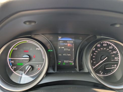 Used 2022 Toyota Camry SE w/ Cold Weather Package FWD image 26
