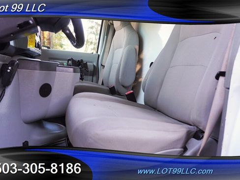Used 2016 Ford E-350 and Econoline 350 Super Duty RWD image 2
