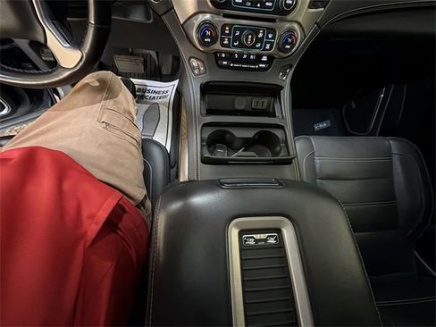 Certified 2020 GMC Yukon Denali w/ Denali Premium Package image 21