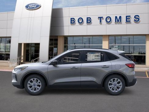 New 2025 Ford Escape Active image 3