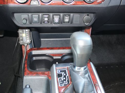 Used 2019 Toyota Tacoma SR5 image 26