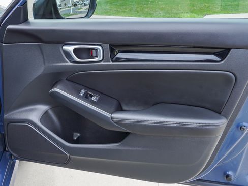 Used 2025 Honda Civic Sport Touring image 29