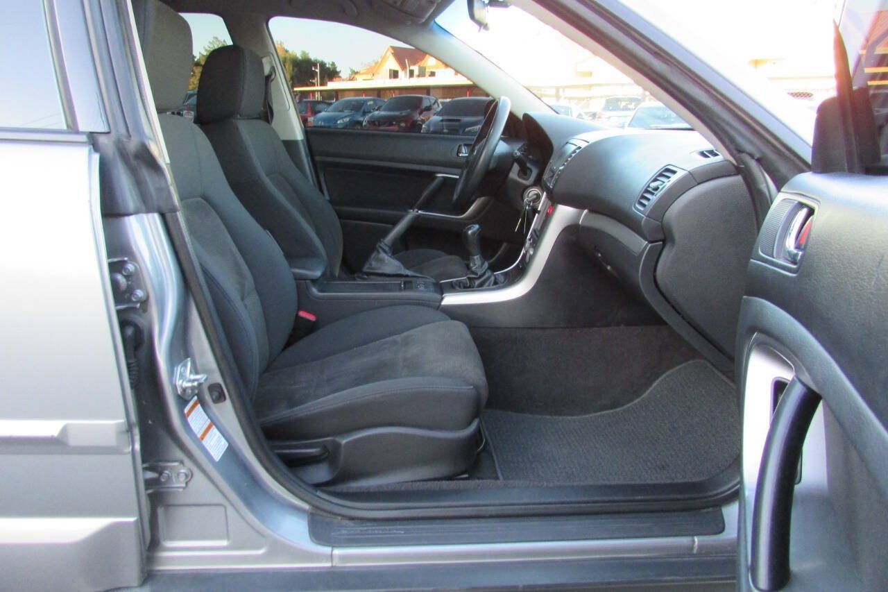 Used 2008 Subaru Outback 2.5i AWD/4WD image 26