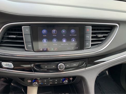 Used 2024 Buick Enclave Avenir w/ Avenir Technology Package FWD image 18