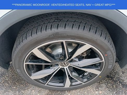 Used 2022 Volkswagen Tiguan SEL R-Line AWD/4WD image 30