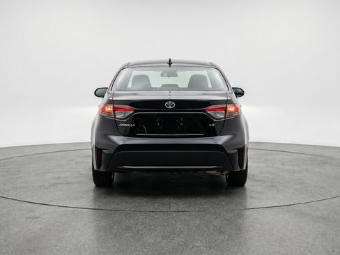 Used 2025 Toyota Corolla LE FWD image 7