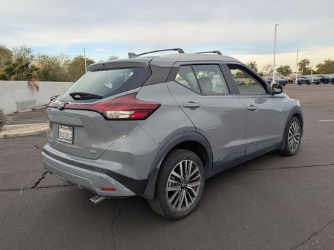 Certified 2022 Nissan Kicks SV w/ Exterior Package image 6