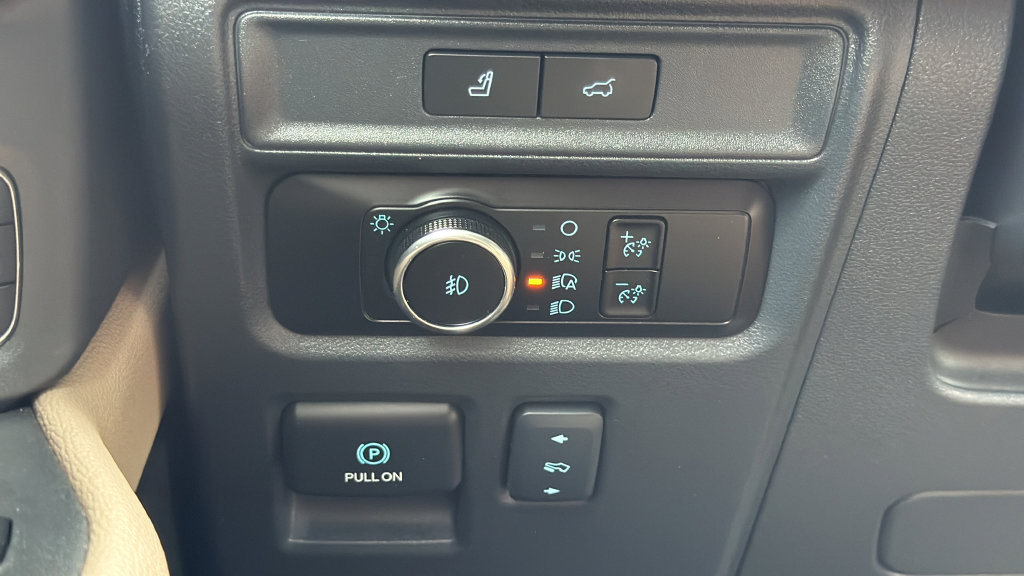 Used 2024 Ford Expedition Max Limited AWD/4WD image 29