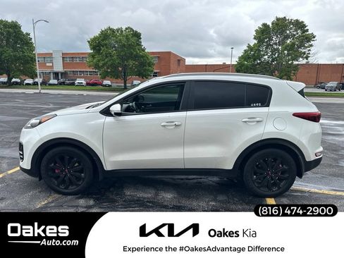 Used 2017 Kia Sportage EX w/ EX Premium Package FWD image 1