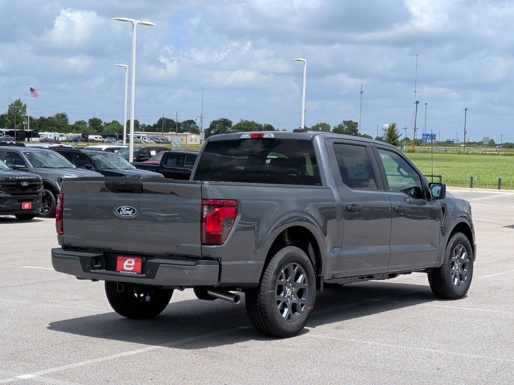 New 2026 Ford F150 STX w/ Equipment Group 200A RWD image 8