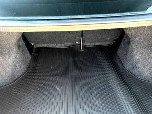 Used 2017 Nissan Sentra SR w/ Protection Package image 18