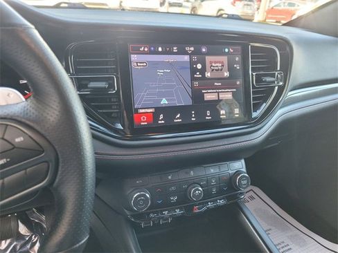 Used 2025 Dodge Durango GT image 24
