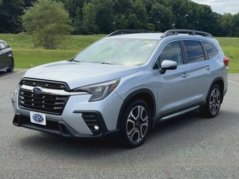 Used 2023 Subaru Ascent Limited AWD/4WD image 4