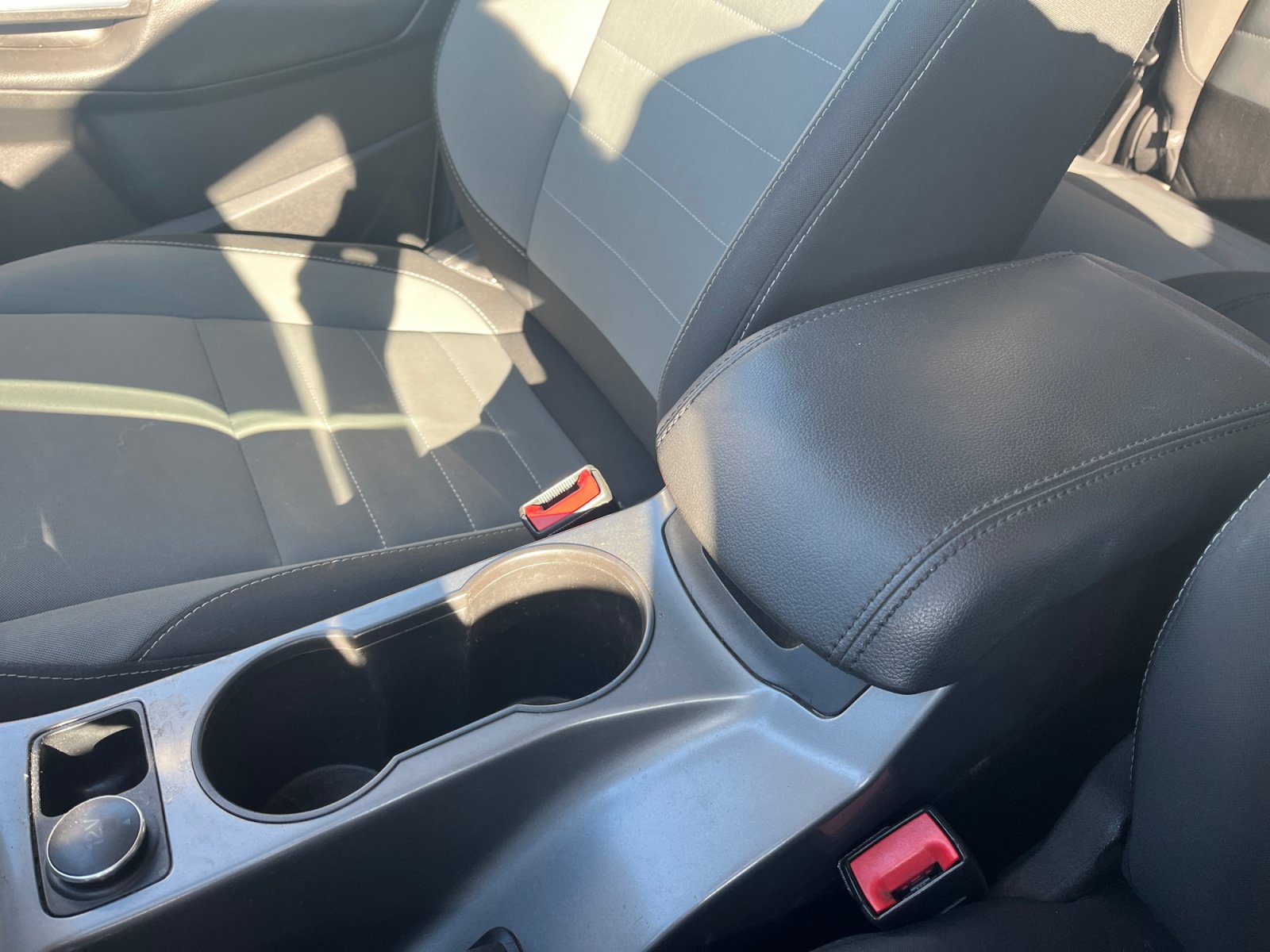 Used 2014 Ford Escape SE w/ Equipment Group 201A FWD image 27