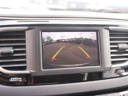 Used 2023 Chrysler Voyager LX FWD image 19