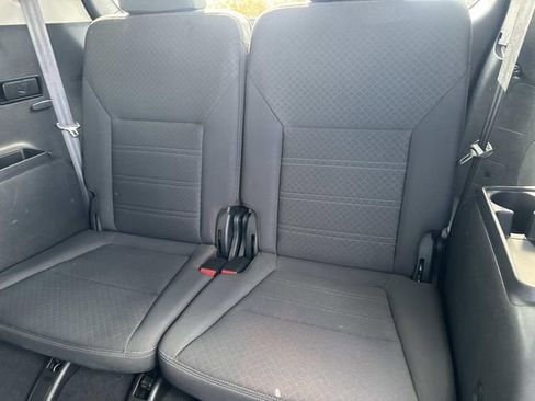Used 2020 Kia Sorento LX image 14