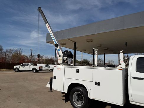 Used 2019 GMC Sierra 3500 4x4 Crew Cab w/ Sierra Convenience Package image 28