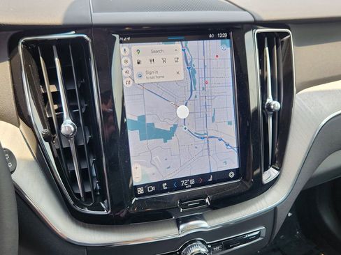 New 2025 Volvo XC60 B5 Plus w/ Protection Package Premier image 10