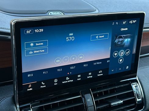 Certified 2022 Lincoln Navigator L Reserve image 18