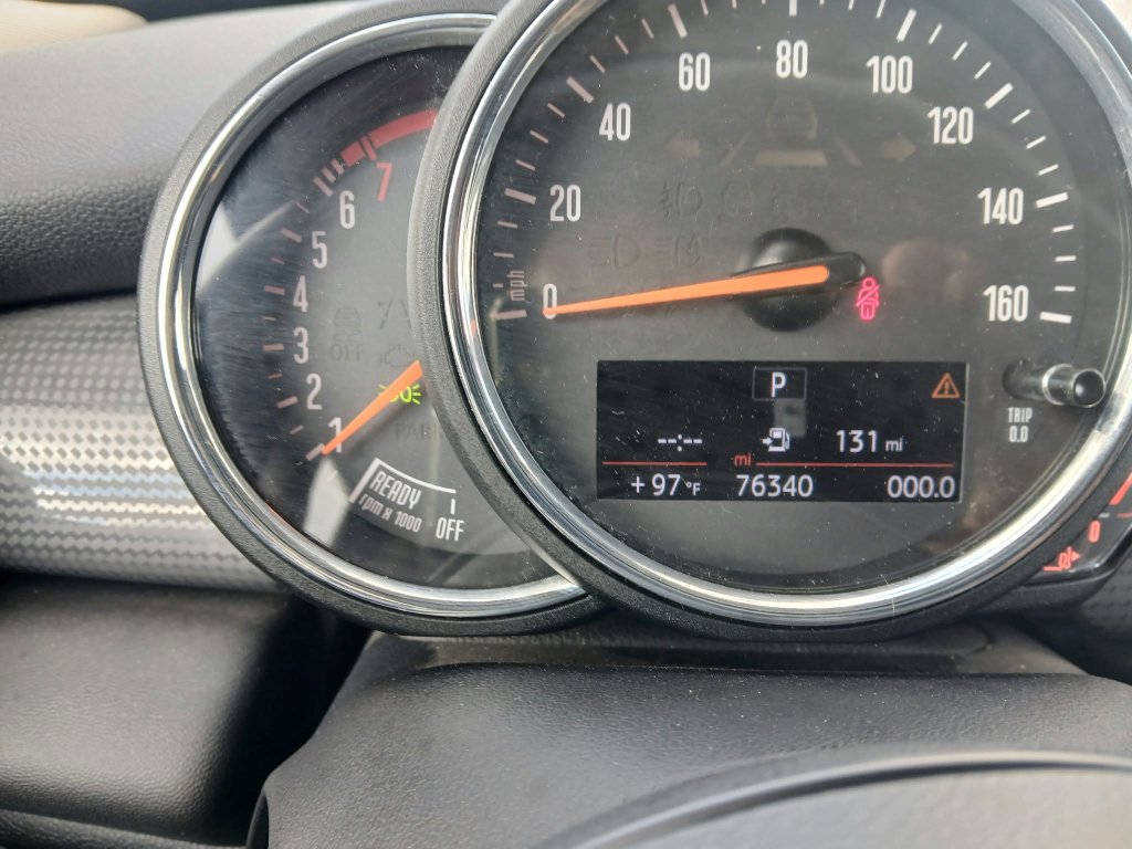 Used 2018 MINI Cooper 4-Door Hardtop FWD image 13