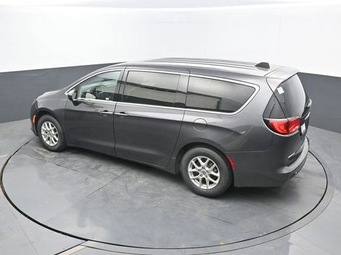 Used 2023 Chrysler Voyager LX FWD image 46