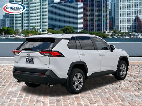Used 2024 Toyota RAV4 XLE w/ Convenience Package FWD image 8