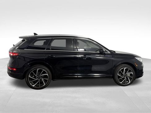 Used 2024 Lincoln Corsair Grand Touring AWD/4WD image 4