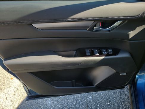 Used 2020 MAZDA CX-5 Touring image 13