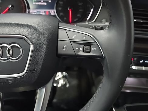 Used 2023 Audi Q5 2.0T Premium w/ Convenience Package AWD/4WD image 22