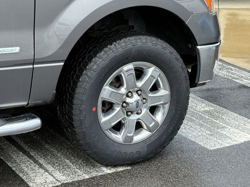 Used 2014 Ford F150 XLT w/ Equipment Group 302A Luxury AWD/4WD image 12