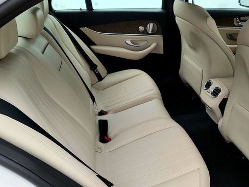 Used 2023 Mercedes-Benz E 450 4MATIC Sedan w/ Premium Package image 21