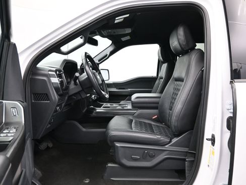 Used 2022 Ford F150 XLT w/ Equipment Group 302A High AWD/4WD image 9