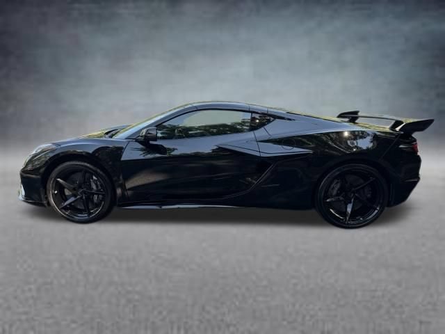 New 2026 Chevrolet Corvette E-Ray AWD/4WD image 2