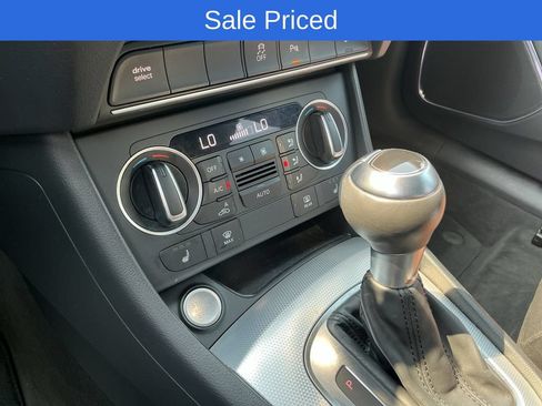 Used 2018 Audi Q3 2.0T Premium Plus w/ Premium Plus Package AWD/4WD image 27