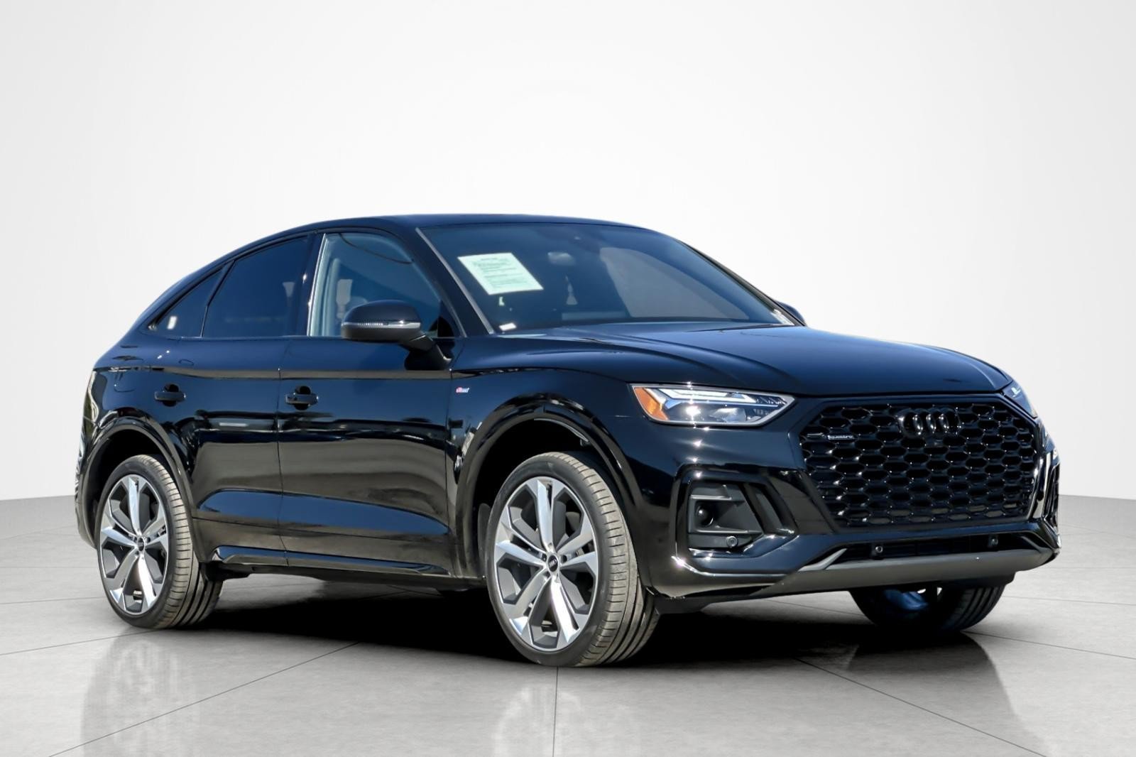 Used 2023 Audi Q5 2.0T Premium Plus w/ Premium Plus Package AWD/4WD image 7