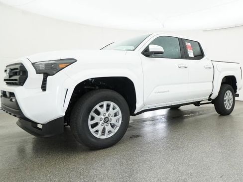New 2026 Toyota Tacoma SR5 image 17