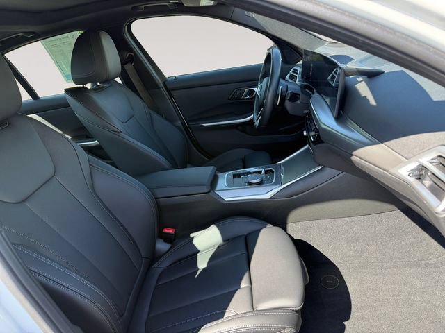Certified 2026 BMW 330i xDrive Sedan w/ M Sport Package AWD/4WD image 15