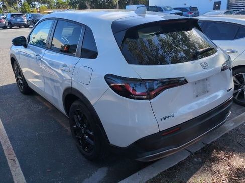 Used 2024 Honda HR-V Sport image 4